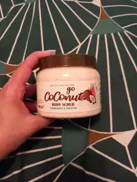 GOTTA LOVE NATURE - Go coconut - Body scrub exfoliates & softens
