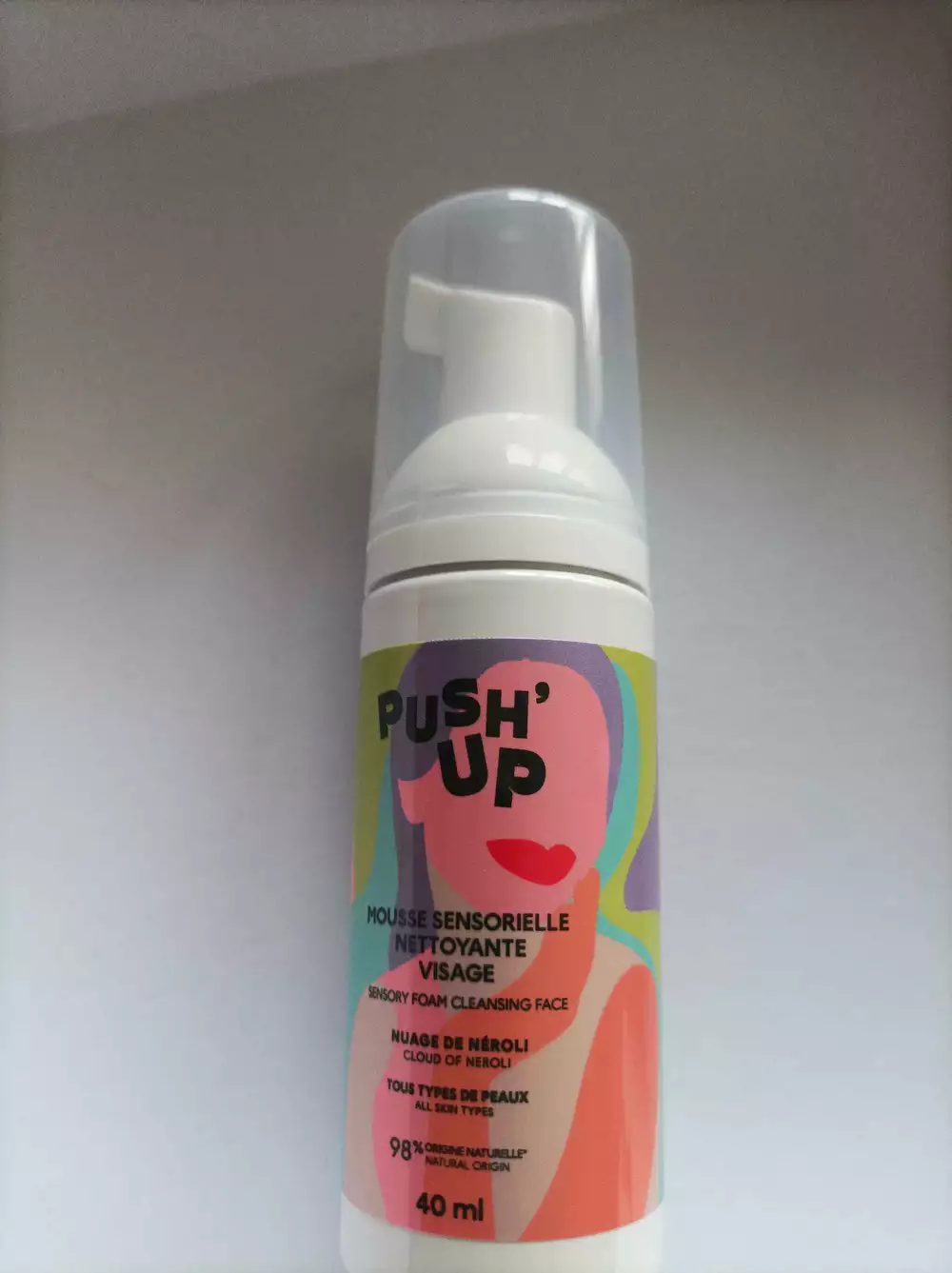 PUSH UP - Mousse sensorielle nettoyante visage