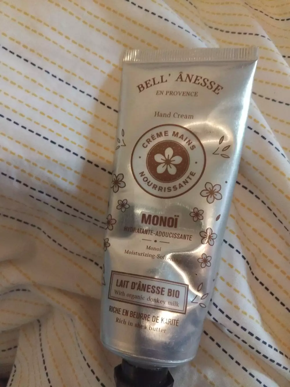 BELL'ANESSE - Crème mains nourrissante monoï