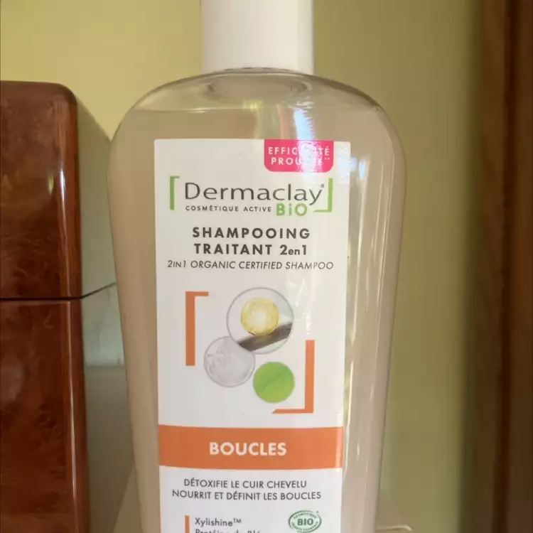 DERMACLAY - Boucles - Shampooing traitant 2 en 1