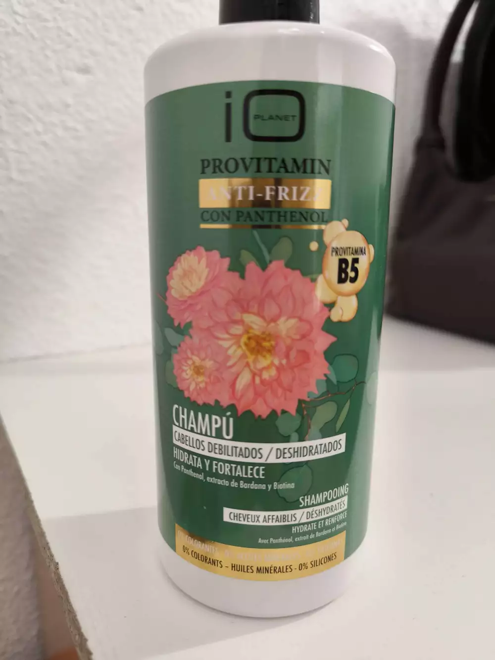 IO PLANET - Provitamin anti-frizz - Shampooing