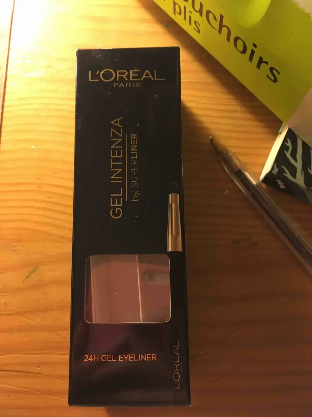 L'ORÉAL - Superliner - Gel intenza