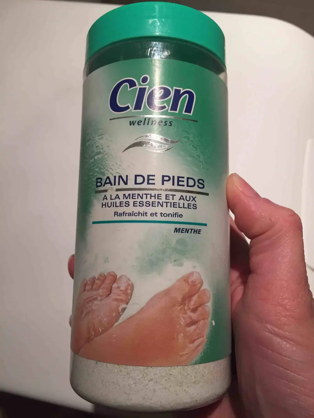 CIEN - Bain de pieds à la Menthe et aux Huiles essentielles