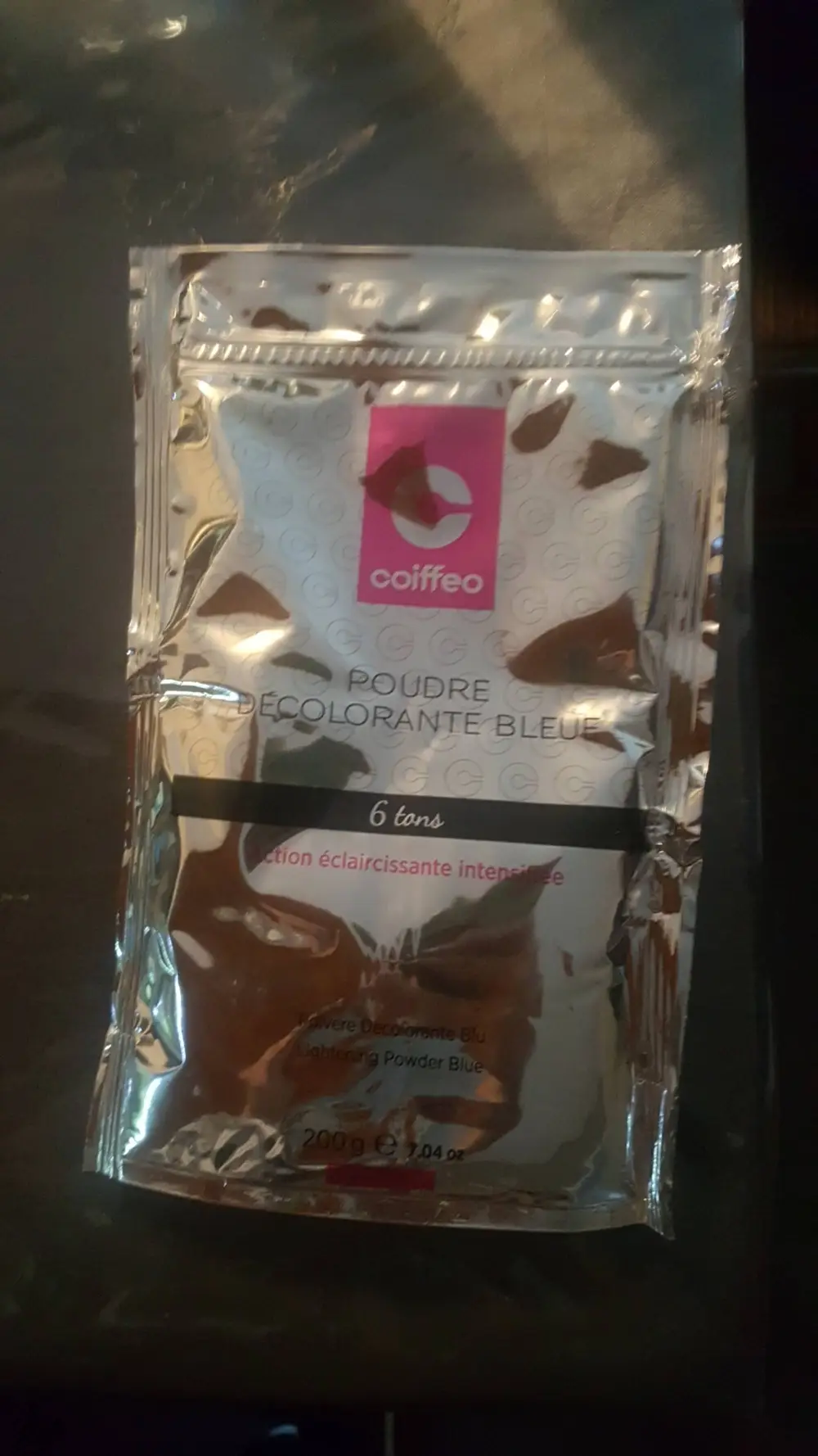 COIFFEO - Poudre décolorante bleue 6 tons