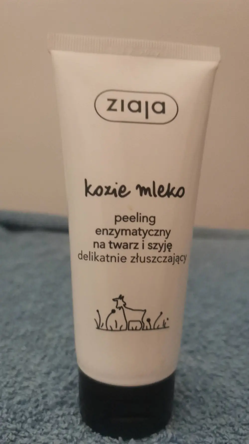 ZIAJA - Kozie mleko - Peeling enzymatyczny na twarz y szyję 