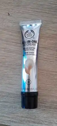THE BODY SHOP - All-in-one BB Cream - Crème teintée couleur adaptable