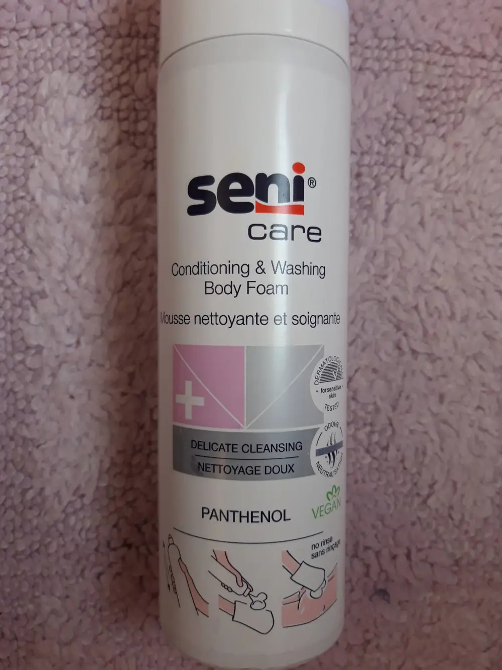 SENI CARE - Mousse nettoyante et soignante