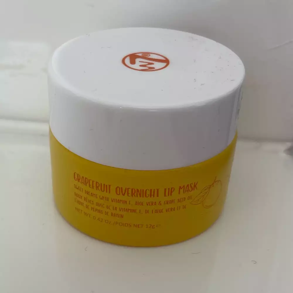 W7 - Grapefruit overnight lip mask