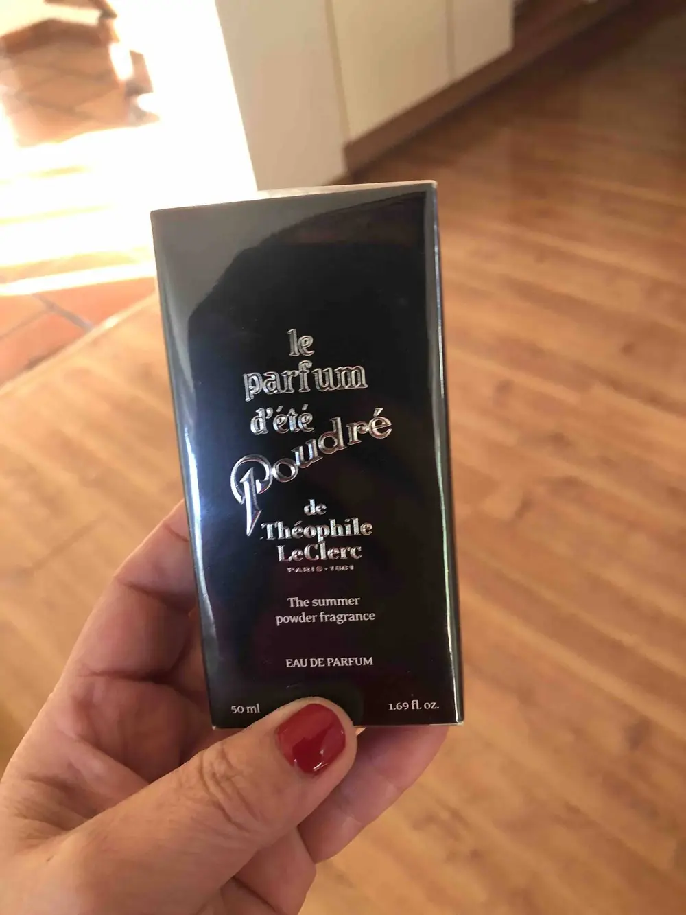 THÉOPHILE LECLERC - Le parfum d'été poudré