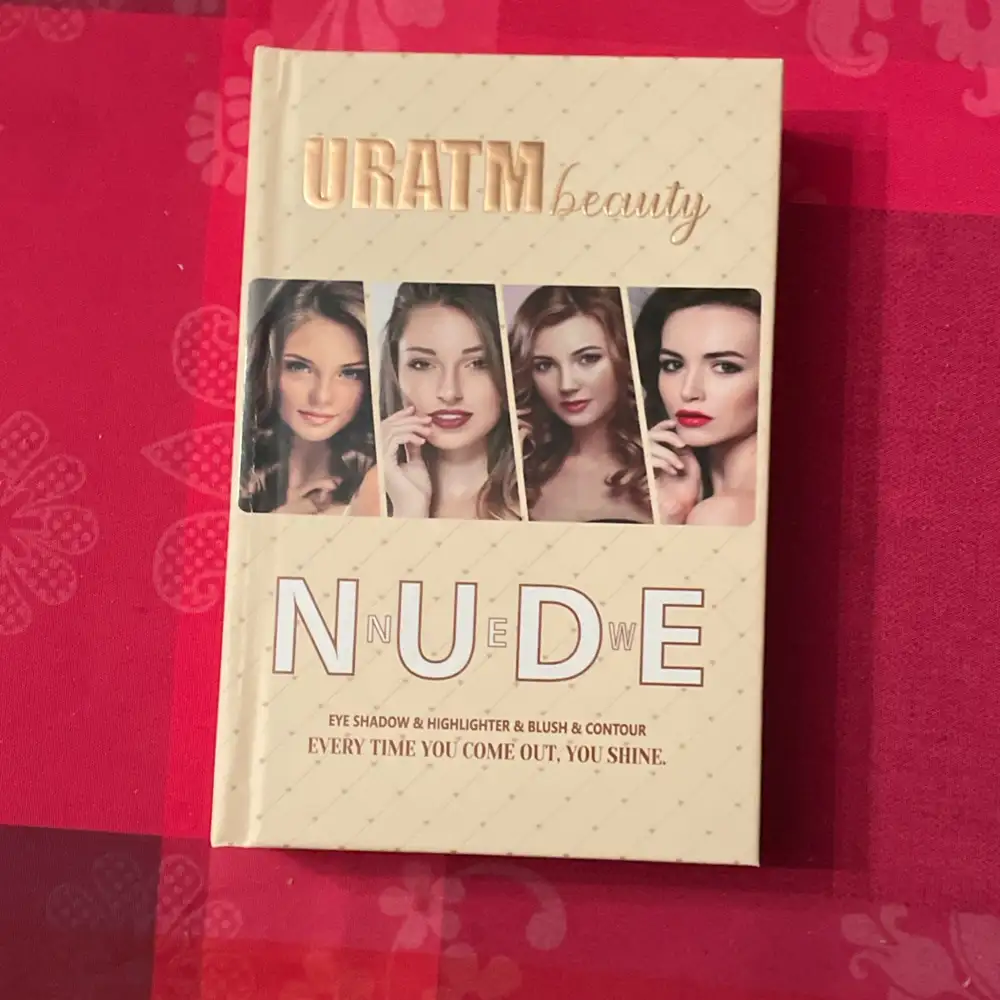 URATMBEAUTY - New nude - Eye shadow & highlighter & blush & contour