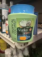 VATIKA NATURALS - Tropical coconut - Multiviamin+ hot oil hair mask