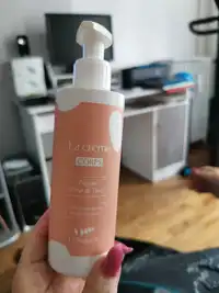 L'ONGLERIE - La Crème Corps parfum fleur de tiaré