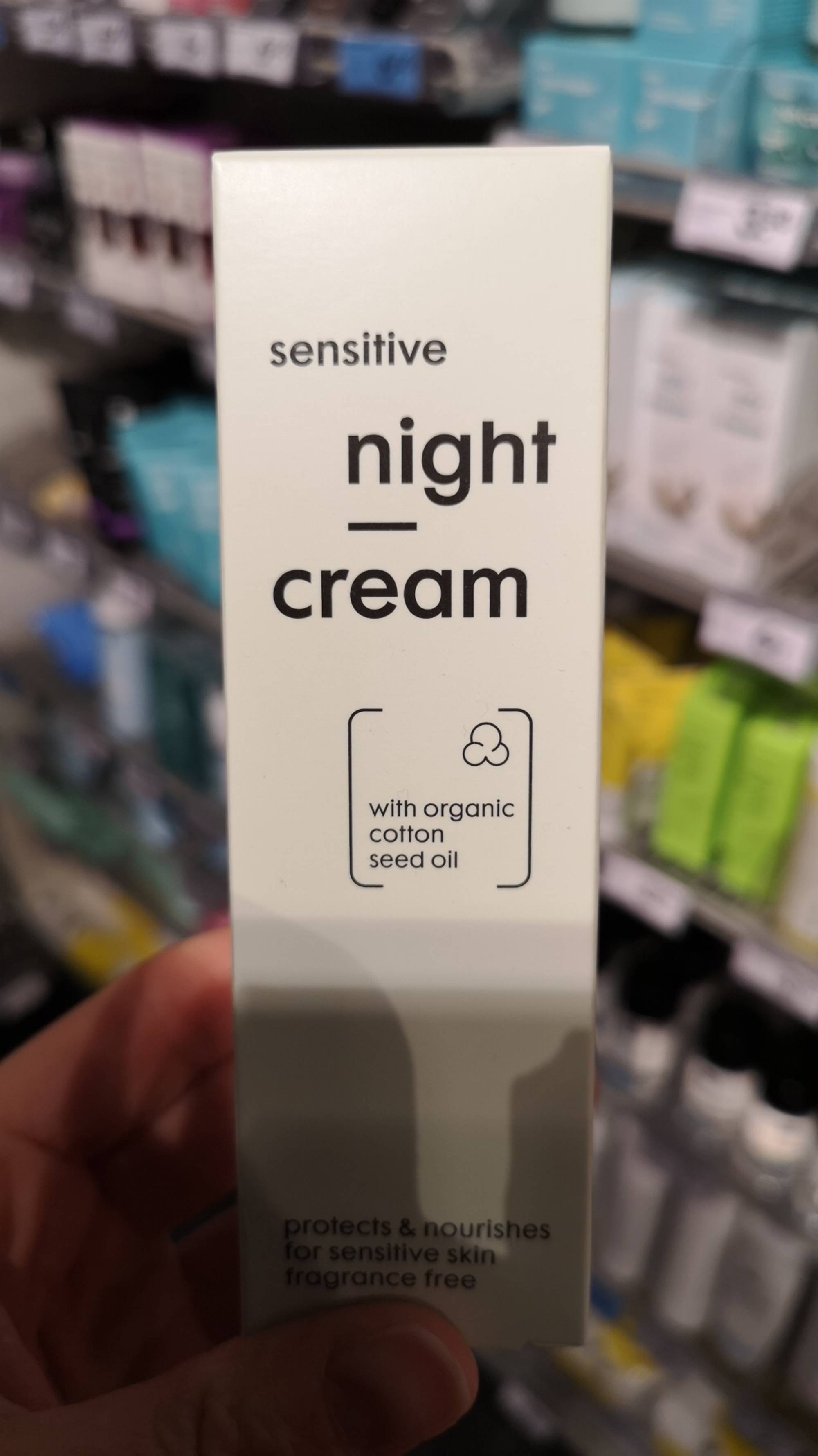 HEMA - Sensitive - Night cream