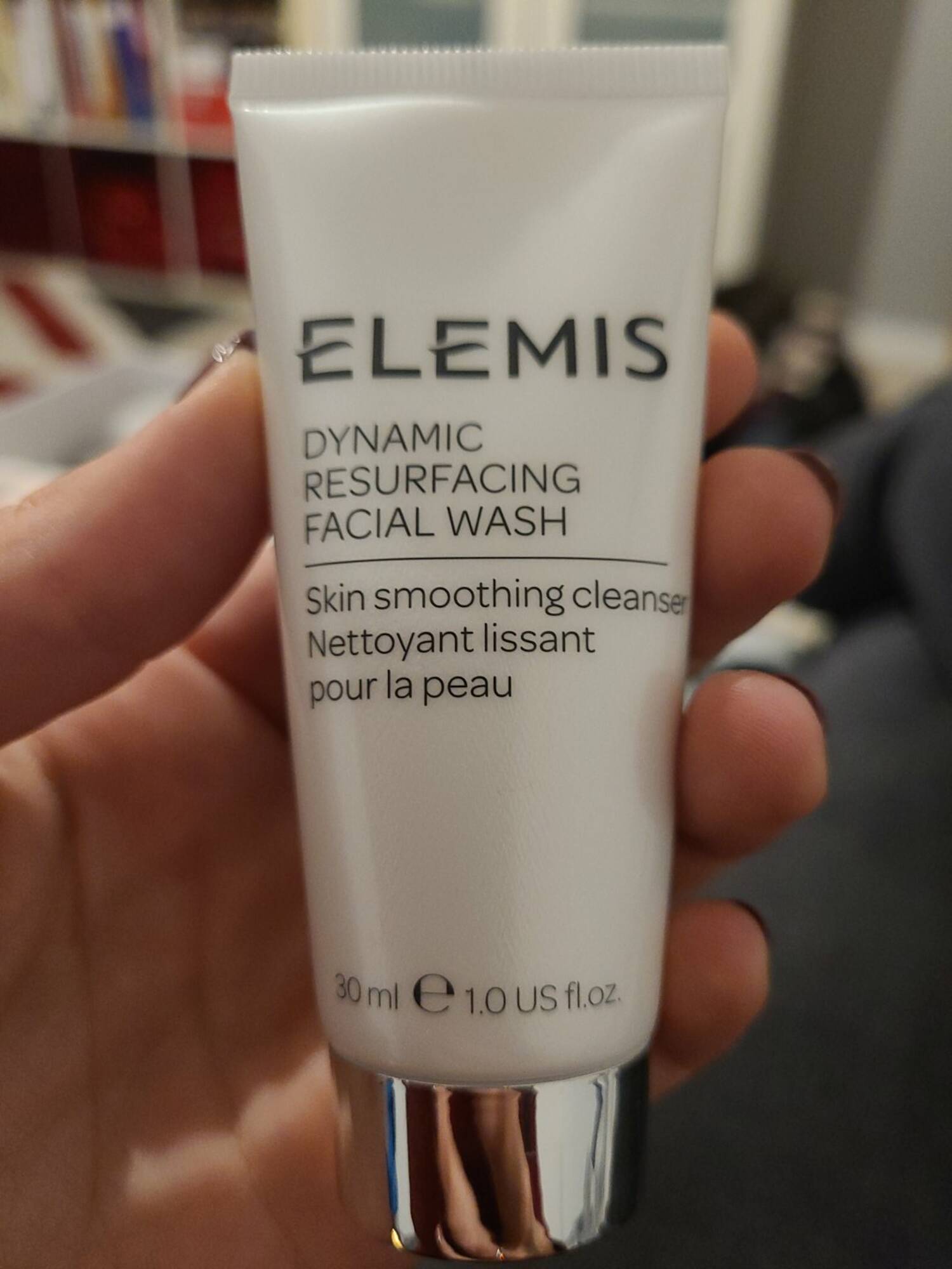 ELEMIS - Nettoyant lissant pour la peau