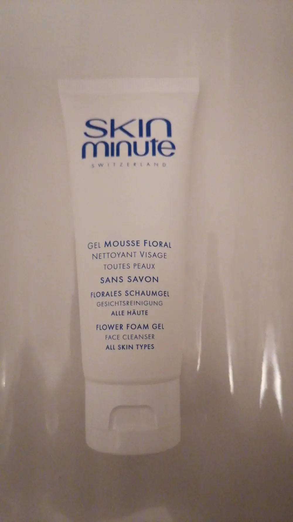 SKIN MINUTE - Gel mousse floral - Nettoyant visage