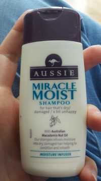 AUSSIE - Miracle Moist - Shampoo