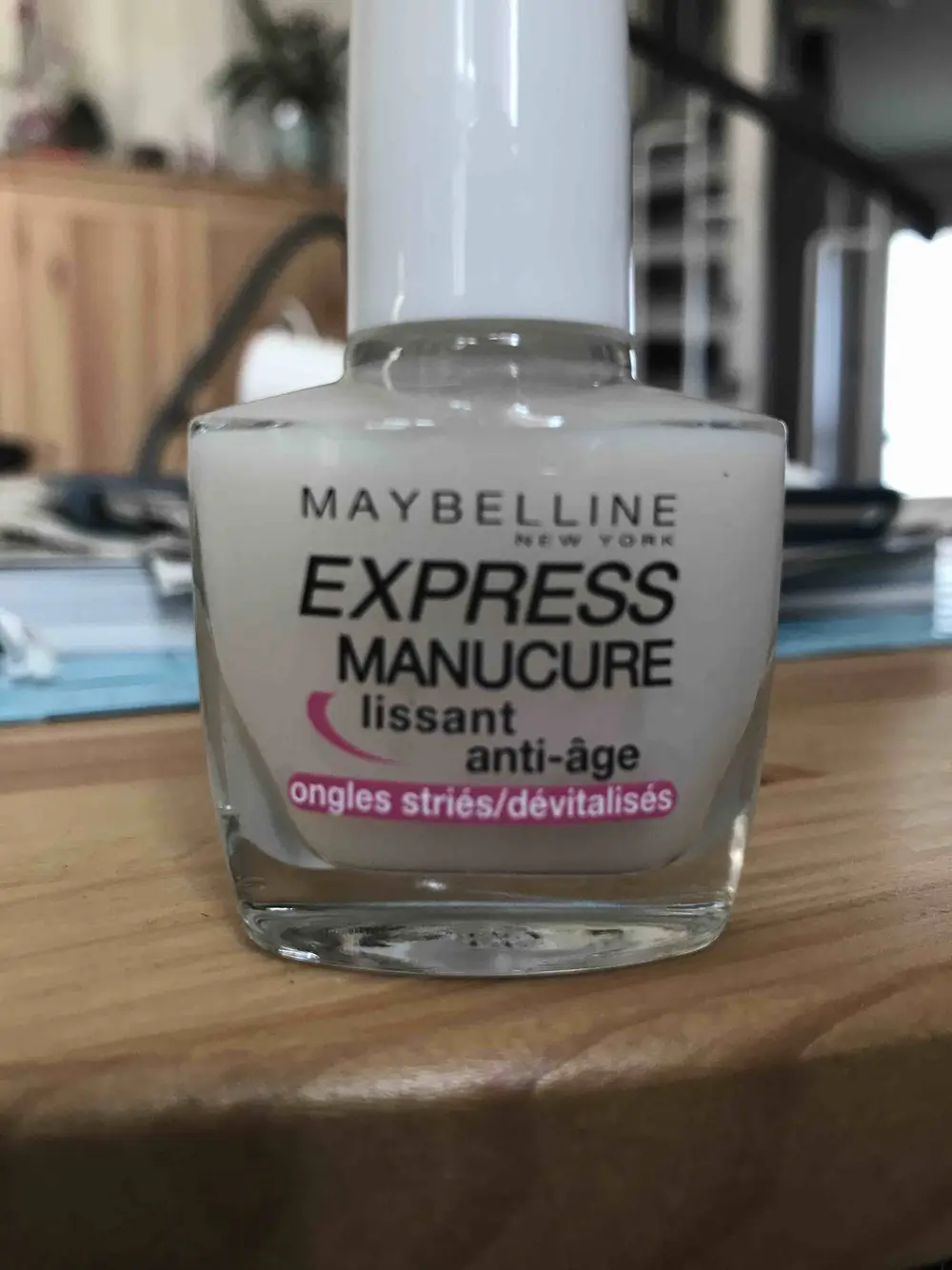 MAYBELLINE - Express manucure lissant anti-âge