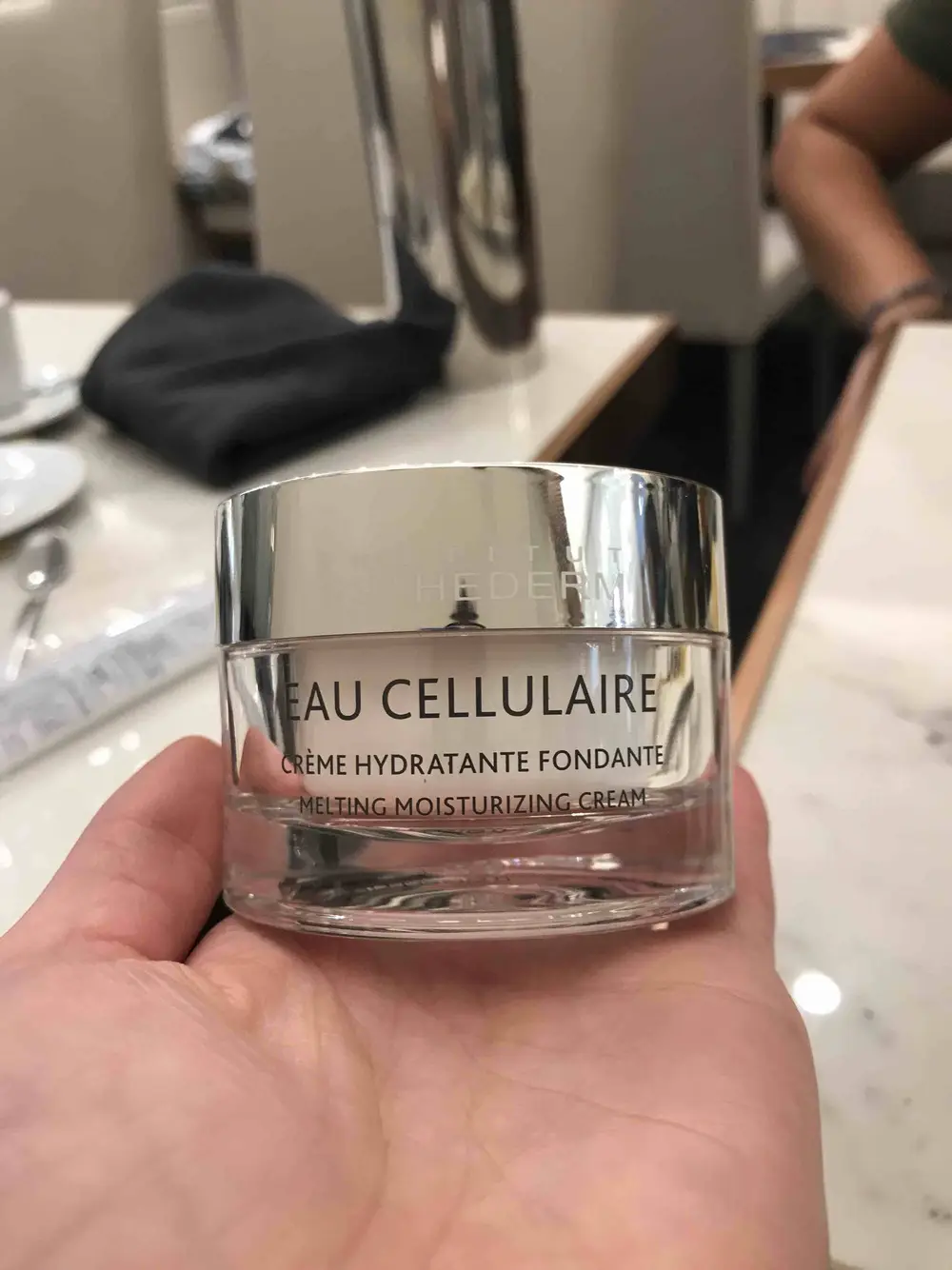 INSTITUT ESTHEDERM - Eau cellulaire - Crème hydratante fondante