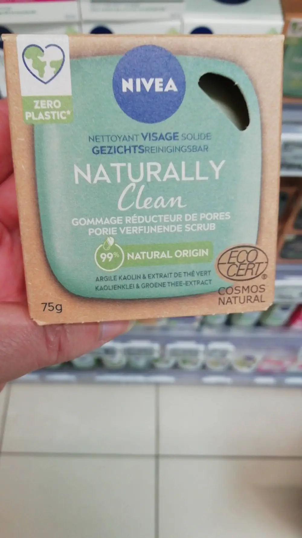 NIVEA - Naturally Clean - Gommage réducteur de pores