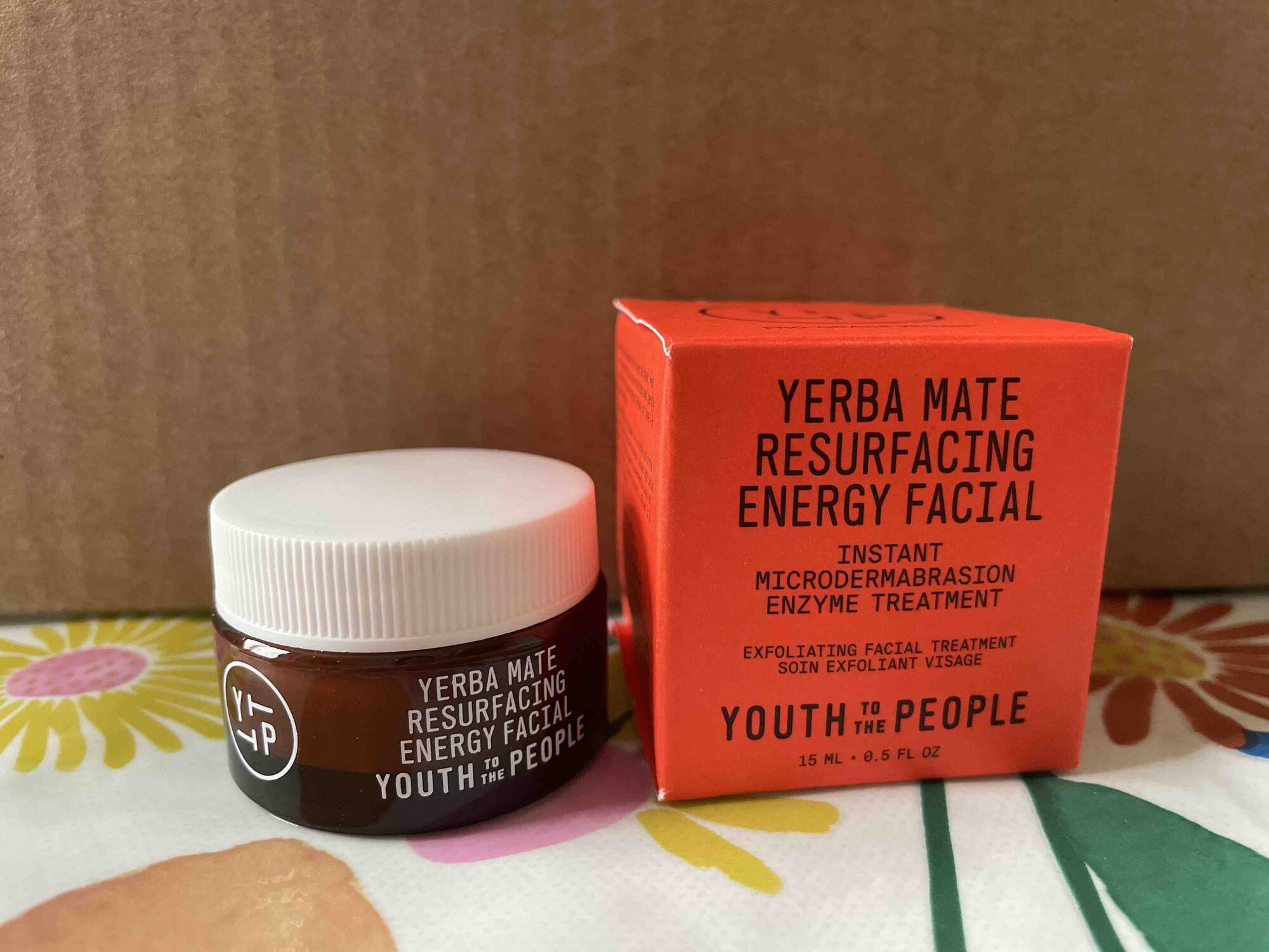 YOUTH TO THE PEOPLE - Yerba mate resurfacing energy - Soin exfoliant visage