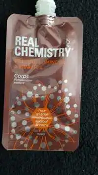 REAL CHEMISTRY - Peeling lumineux corps 3 minutes