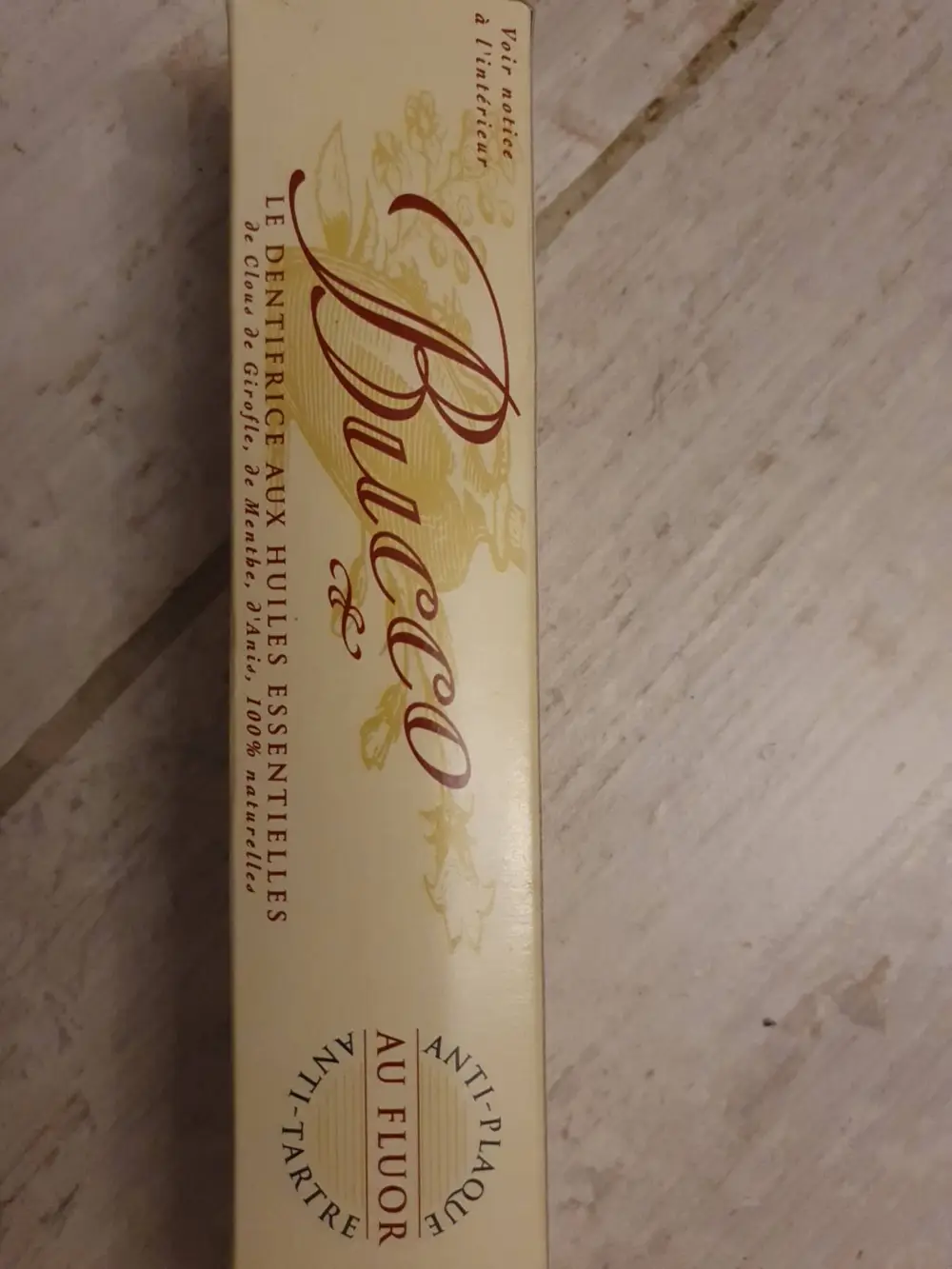 BUCCO - Dentifrice aux huiles essentielles 