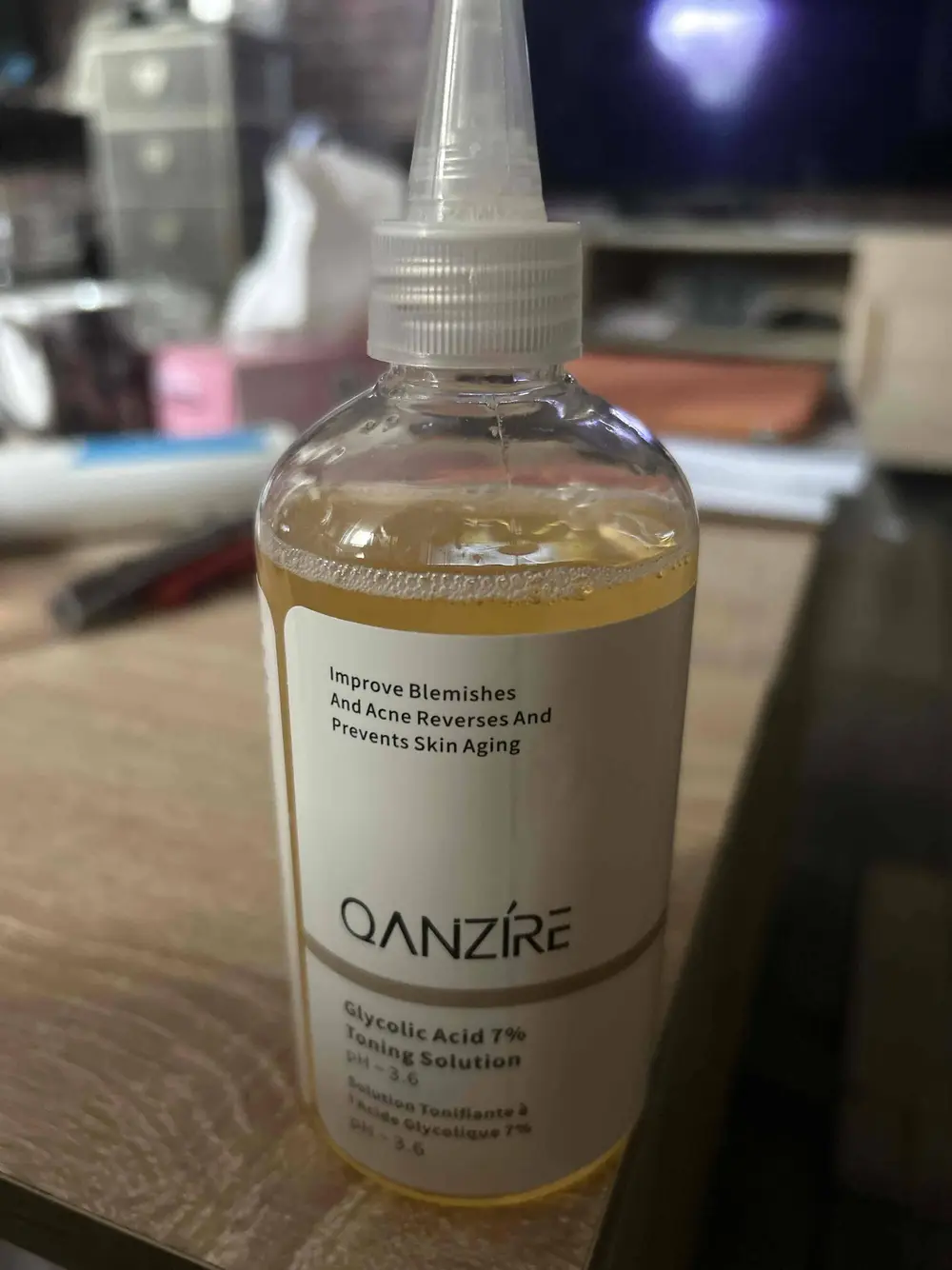 QANZIRE - Solution tonifiante à l'acide glycolique 7 %