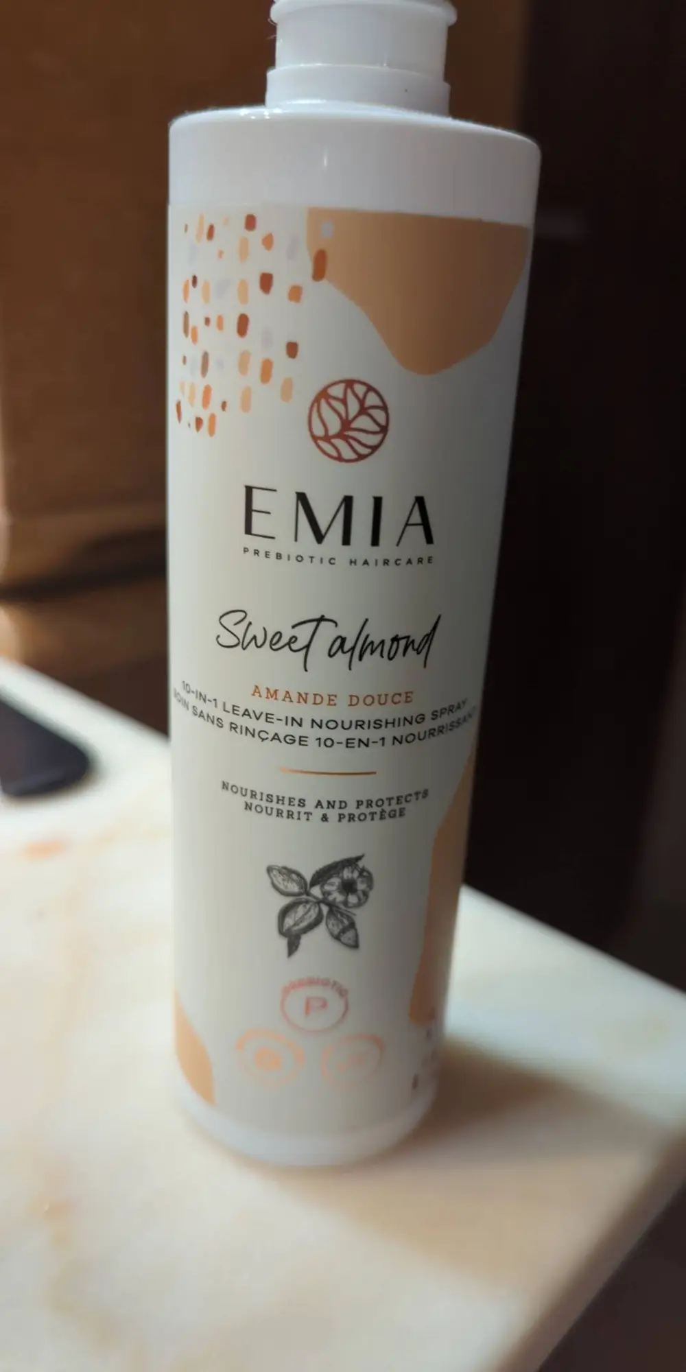 EMIA - Sweet almond - Soin sans rinçage 10-en-1 nourrissant