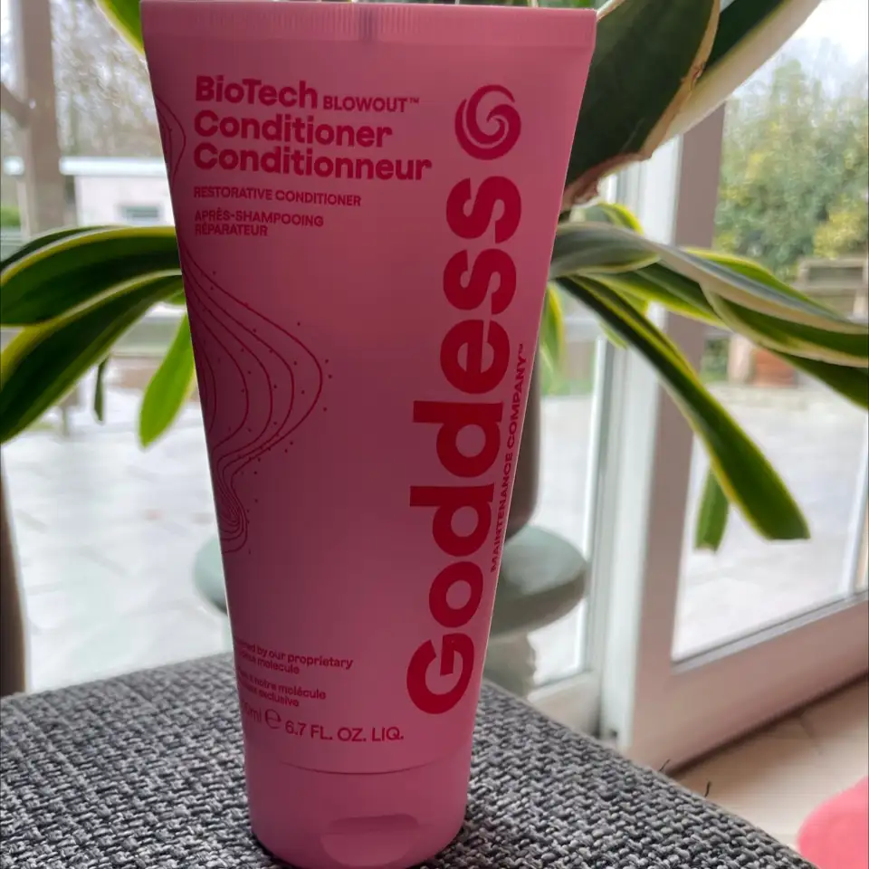 GODDESS - Biotech blowout - Après-shampooing réparateur