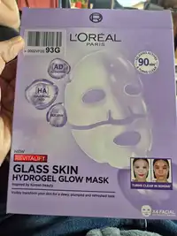 L'ORÉAL PARIS - Revitalift glass skin hydrogel glow mask
