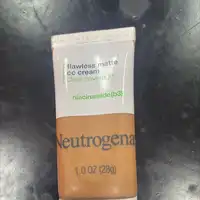 NEUTROGENA - Flawless matte CC cream amber 8.0