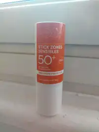PHARMACIE OCÉANE - Stick zones sensibles SPF 50+