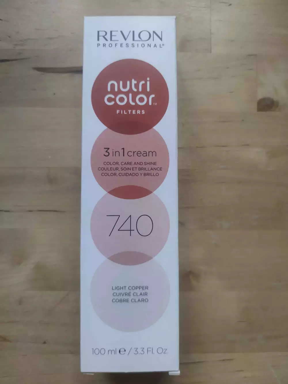 REVLON - Nutri color - 3 in 1 cream 740
