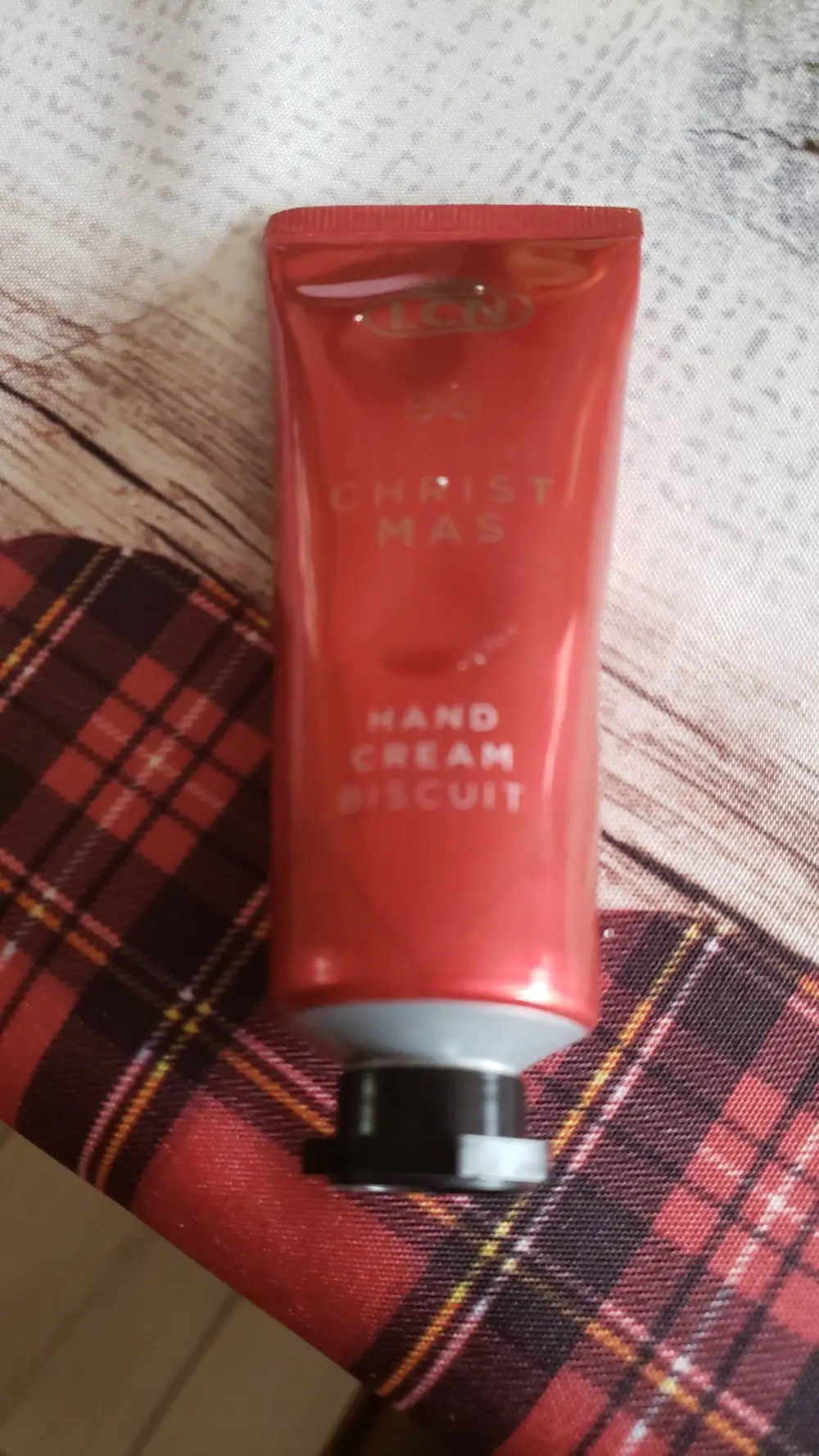 LCN - Christmas - Hand cream biscuit