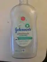 JOHNSON'S - Cotton touch - Aceite 