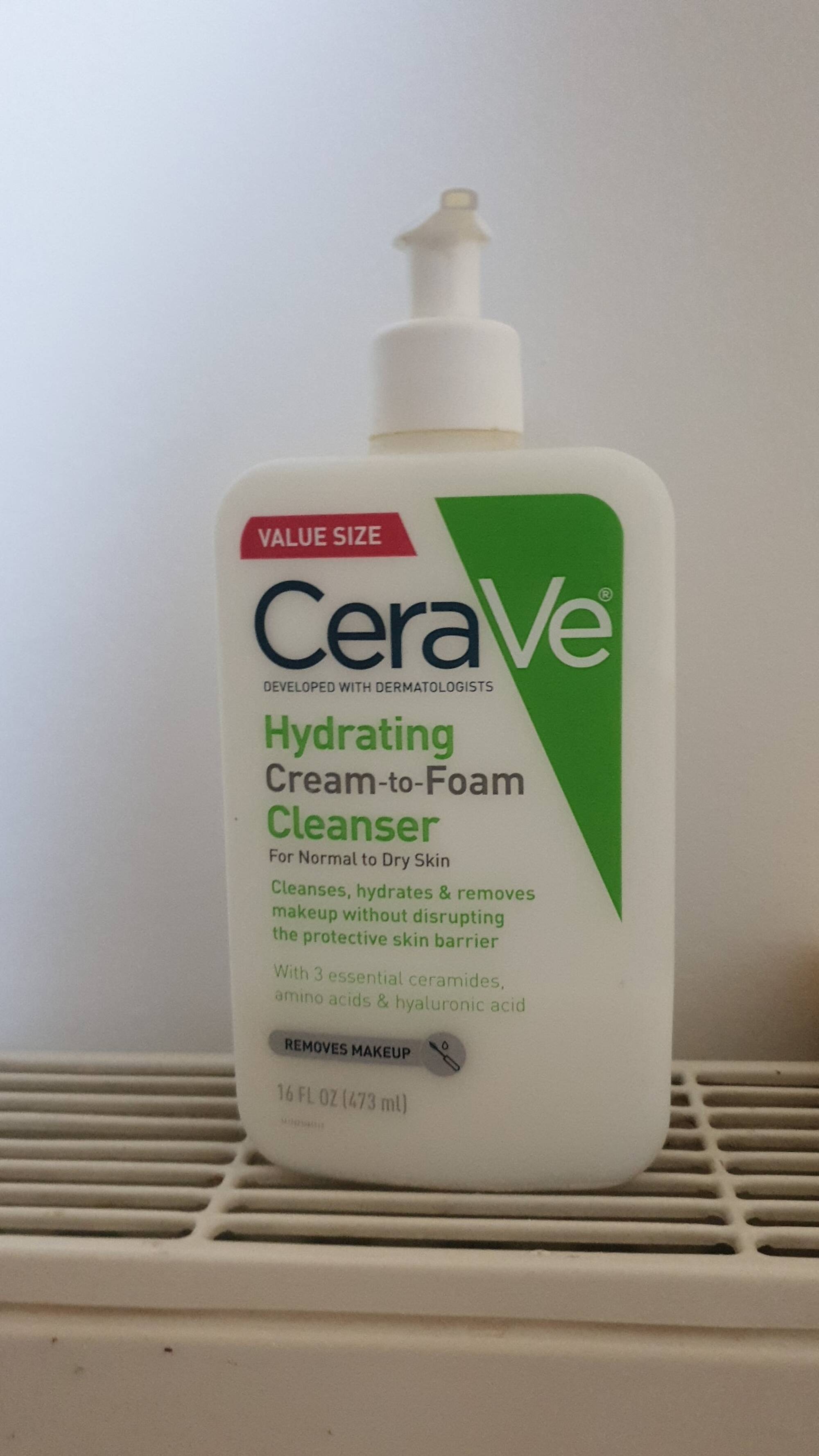 CERAVÉ - Hydrating cream-to-foam cleanser