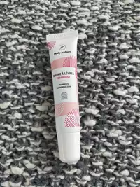 BODY NATURE - Baume à lèvres framboise