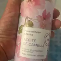 BELLE - Aceite de camelia - Aguar micelar bifasica