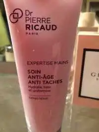 DR PIERRE RICAUD - Expertise mains - Soin anti-âge anti-taches