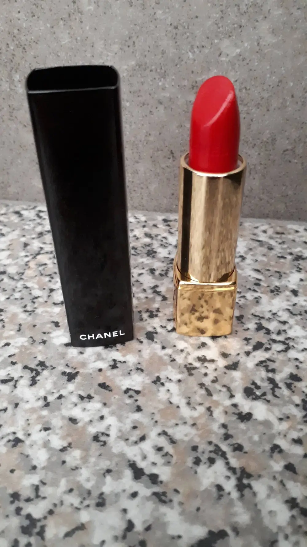 CHANEL - Rouge à lèvres