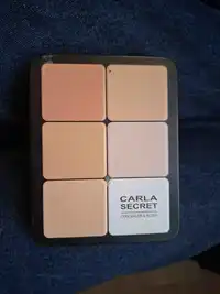 CARLA SECRET - Concealer & blush