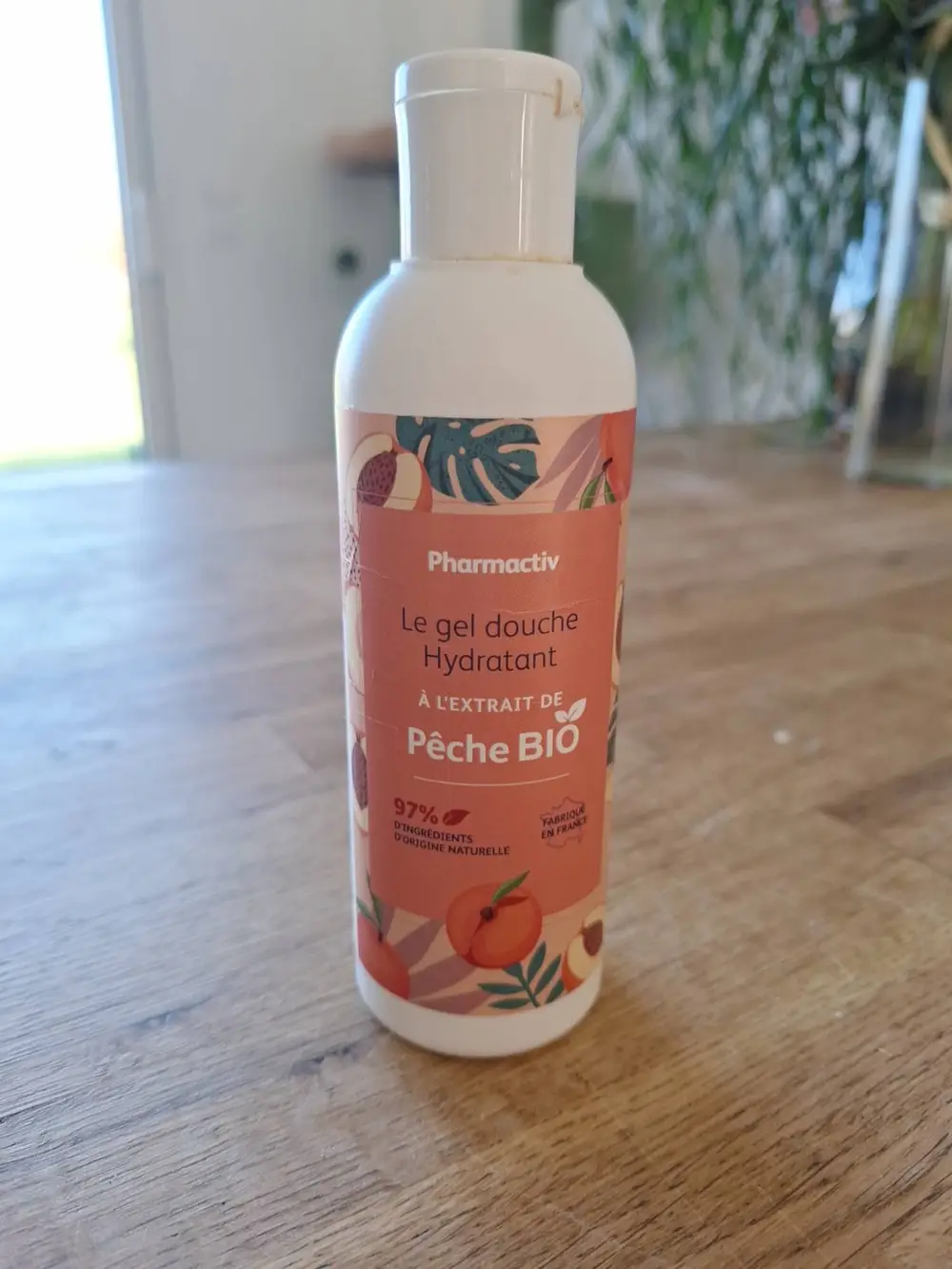 PHARMACTIV - Le gel douche hydratant à l'extrait de pêche bio