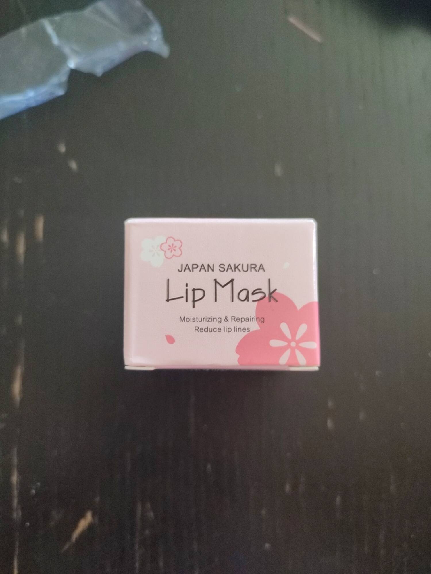 LAIKOU - Japan sakura - Lip mask moisturizing & repairing