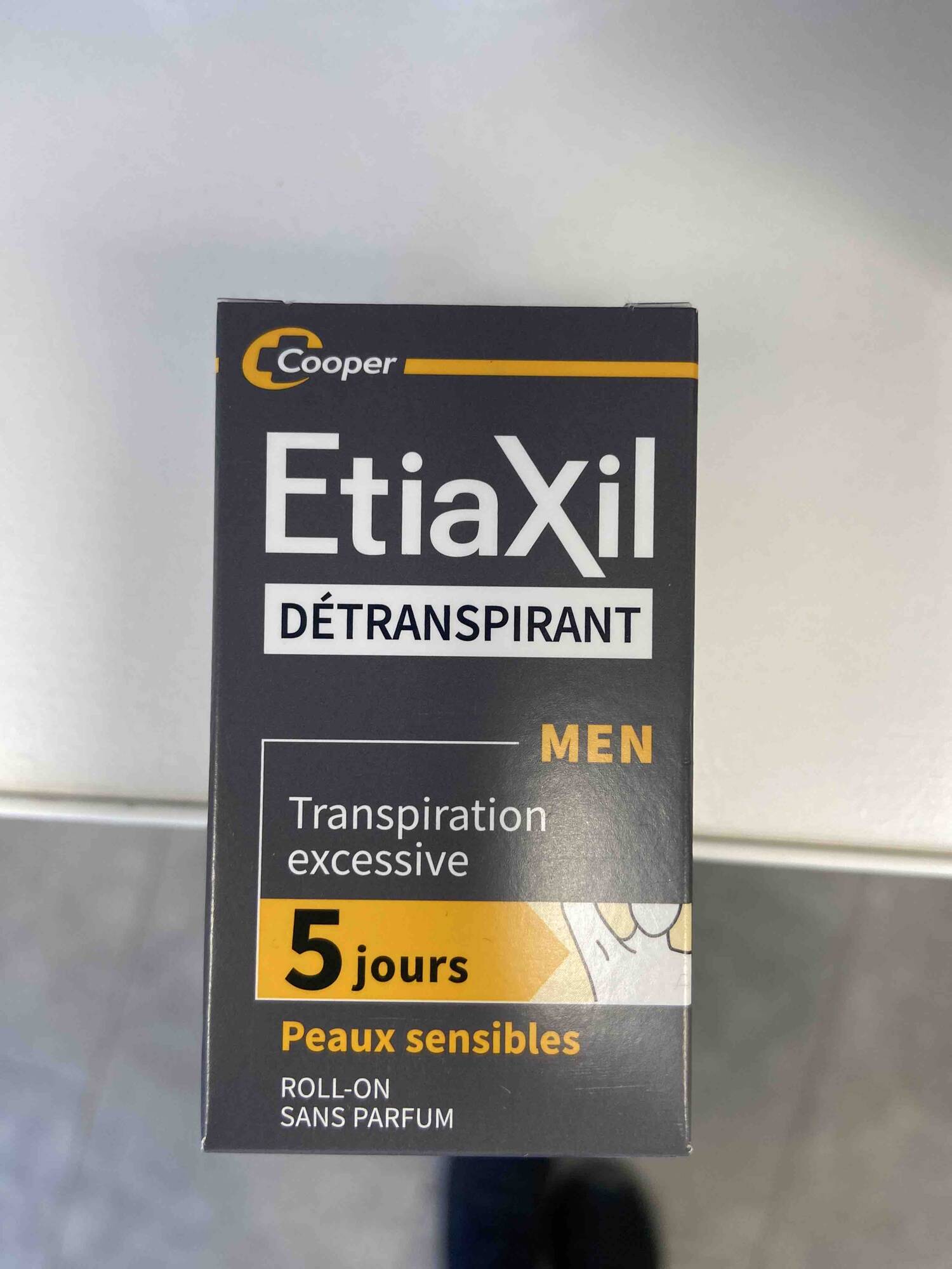 ETIAXIL - Peaux sensibles - Détranspirant men 