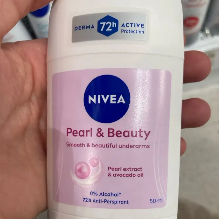 NIVEA - Pearl & beauty - Anti-perspirant 72h