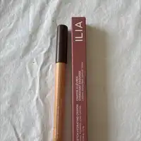 ILIA - Crayon à lèvres hydratant esquisse