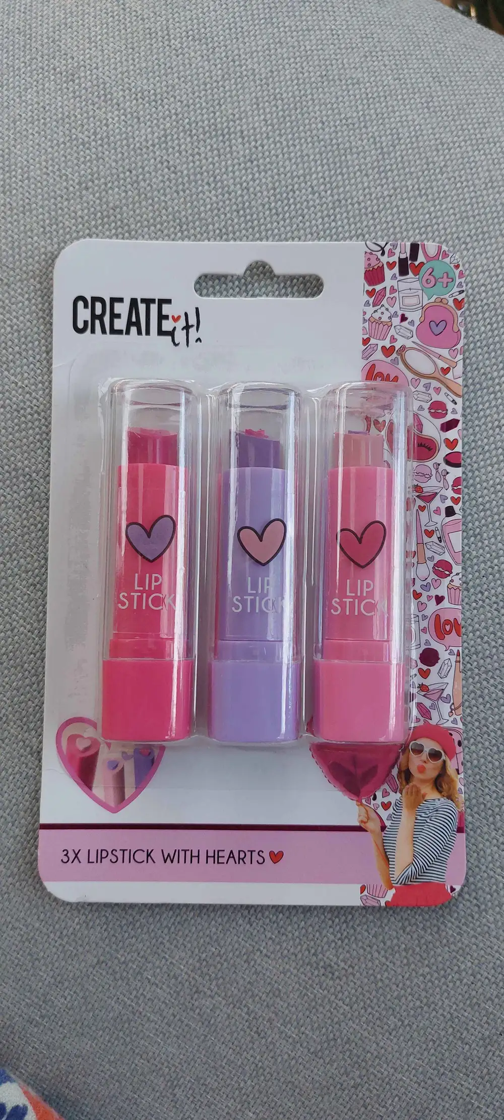 CREATE IT - Lipstick with hearts