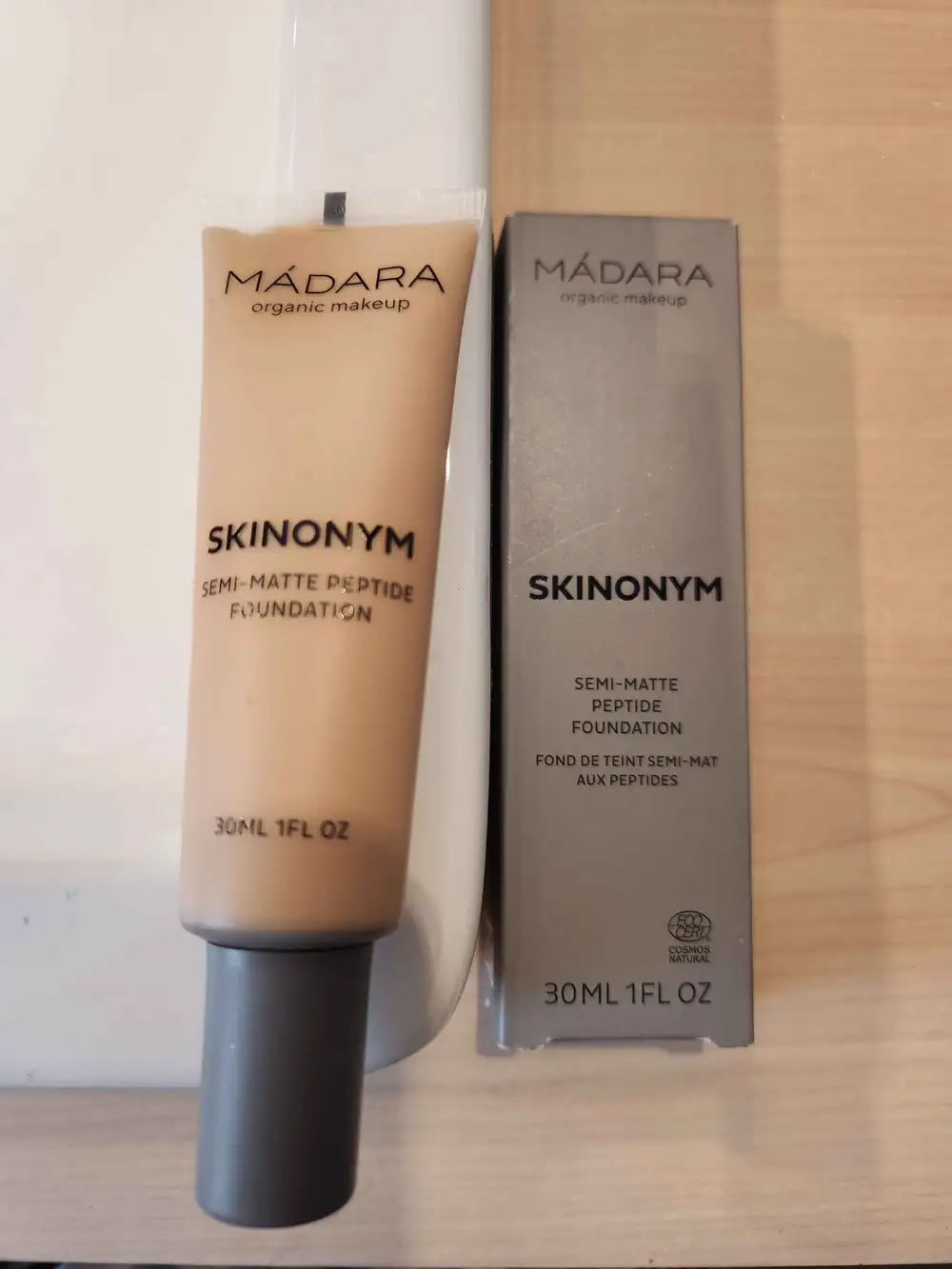 MÁDARA - Skinonym - Fond de teint semi-mat aux peptides