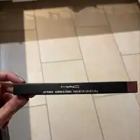 MAC - Crayon à lèvres 