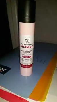 THE BODY SHOP - Vitamine E - Emulsion hydra-protectrice SPF 30 PA+++